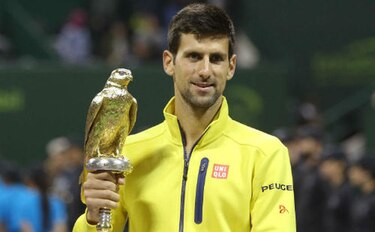 Djokovic fulmina a Nadal en la final de Doha