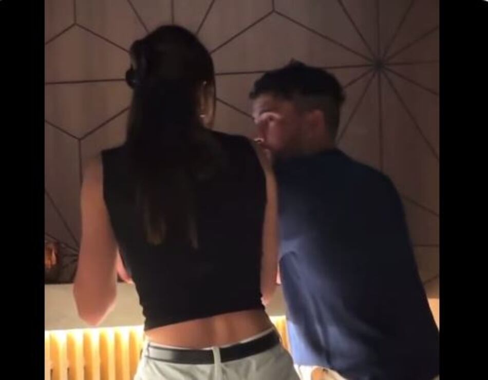 Bad Bunny y Kendall Jenner son vistos cenando en un restaurante en Puerto Rico