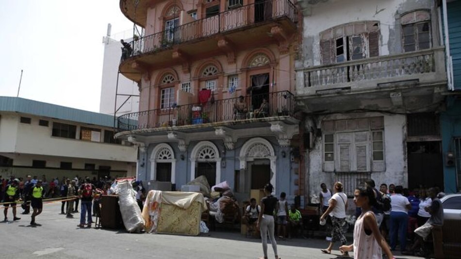 Ministerio Público investiga causas de fuego que arrasó con históricos inmuebles en San Felipe