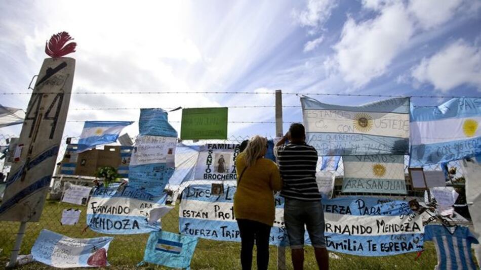 Mauricio Macri promete investigación seria y profunda por desaparición del ARA San Juan