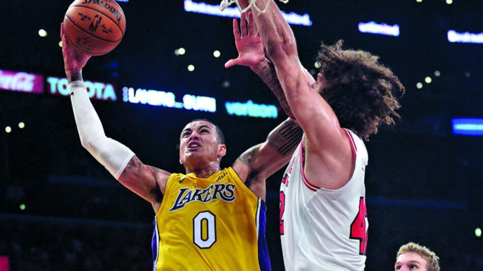 Los Lakers se recuperan y ganan