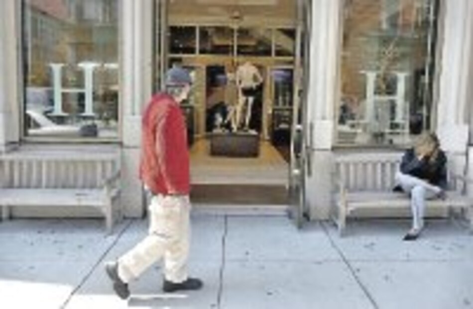 Tommy Hilfiger Corp. retrasa salida a Bolsa