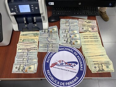 Aduanas retiene más de 11 mil dólares no declarados de pasajera española procedente de Cuba