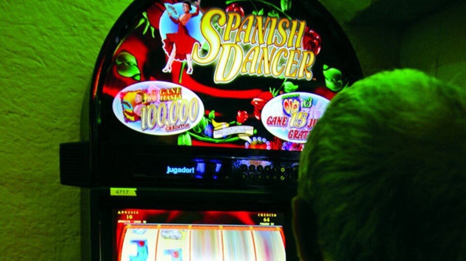 Nueve de cada diez personas con adicción al juego son hombres, pero las mujeres sufren más el estigma