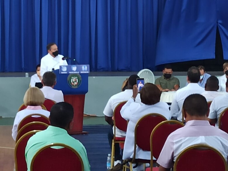 Entregan orden de proceder para la construcción del nuevo hospital de Colón, las protestas de los colonenses se mantienen