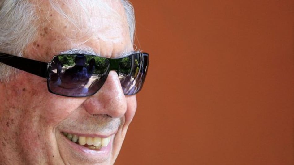 Vargas Llosa participará en asamblea de la SIP