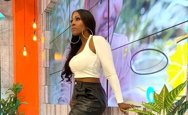 Presentadora de TV fue víctima de los malhechores; le roban a Natalie Harris frente a su casa