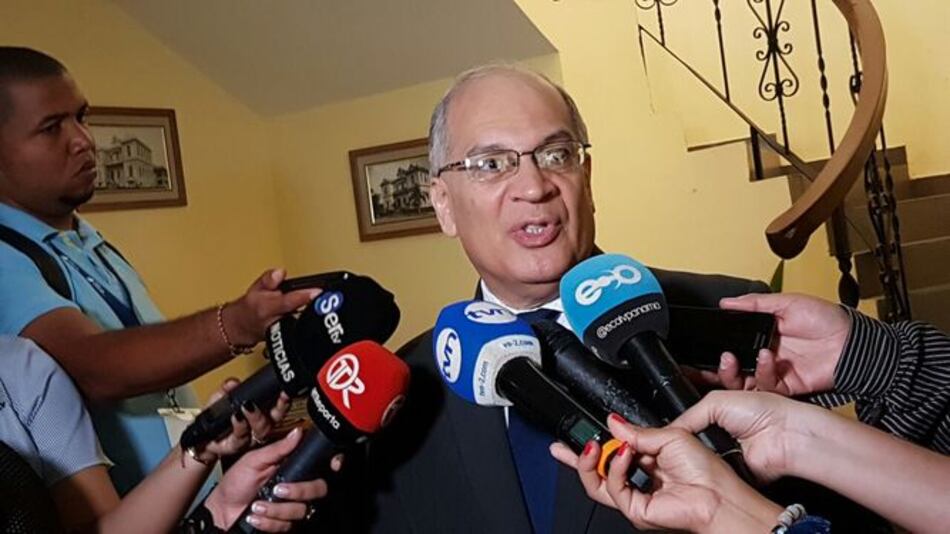 'El problema de los viajes es la rendición de cuentas': procurador González