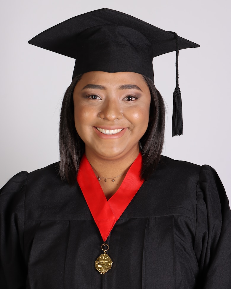 La Universidad de Panamá presenta a los graduados de su Facultad de Derecho y Ciencias Políticas