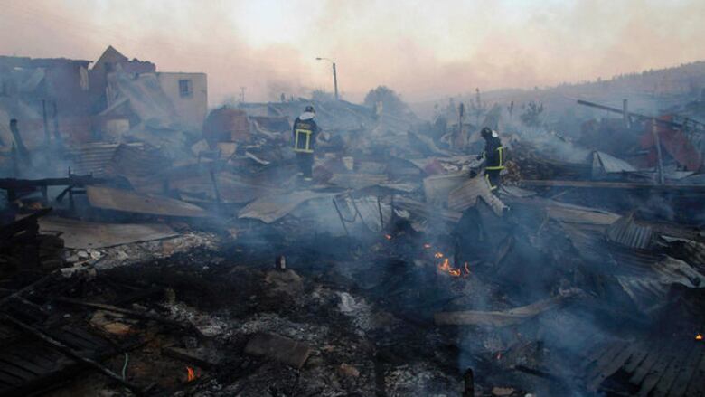 Suben a seis los muertos por incendios forestales en Chile