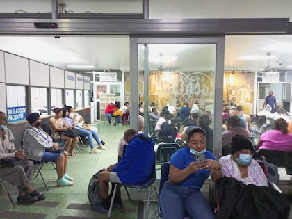 La pesadilla de la hemodiálisis en Panamá: máquinas averiadas y salas saturadas