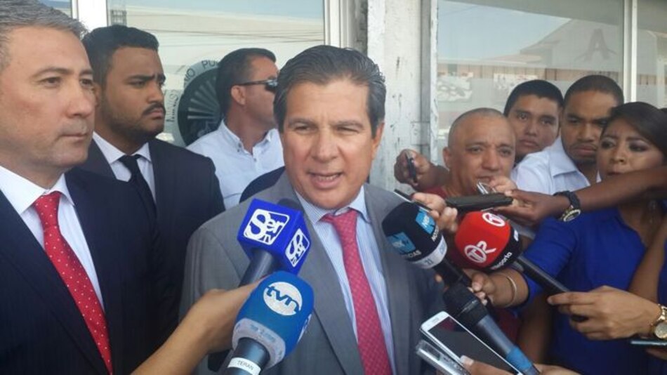 Varela y Robinson niegan vinculación con Cobranzas