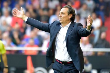 Prandelli dimite como entrenador del Valencia
