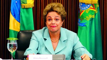 Jefe de Diputados dice que Dilma Rousseff admite error que puede costarle el cargo