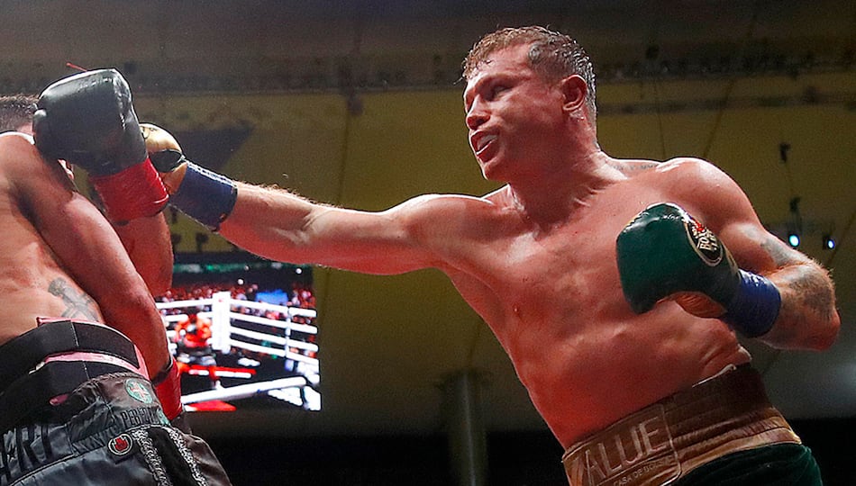 Saúl ‘Canelo’ Álvarez derrota a William Scull y se torna campeón absoluto de las 168 libras