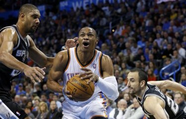 Los Thunder frenan la gran racha de los Spurs