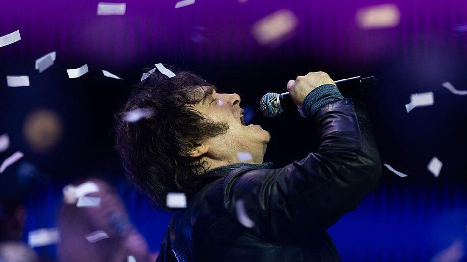 El insólito concierto con el que Milei buscó ‘recuperar la mística’ en medio de los escándalos de corrupción y la crisis económica en Argentina