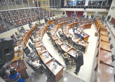 La  Asamblea Nacional avala $169 millones para pagos de subsidios y cuentas atrasadas 