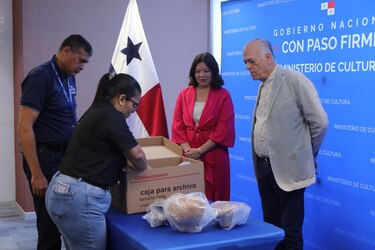 MiCultura recibe piezas precolombinas y artesanías para conservación