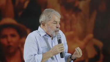 Lula: 'Cuanto más me persiguen, más subo en los sondeos'