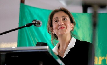 Íngrid Betancourt deja coalición de centro y se postula a la Presidencia de Colombia