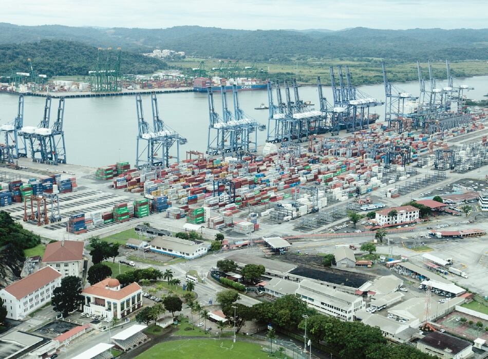 Una concesión portuaria con reglas de hace dos décadas 