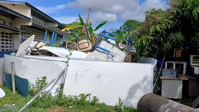 Padres de familia exigen auditoría y soluciones en la Escuela Pedro J. Ameglio