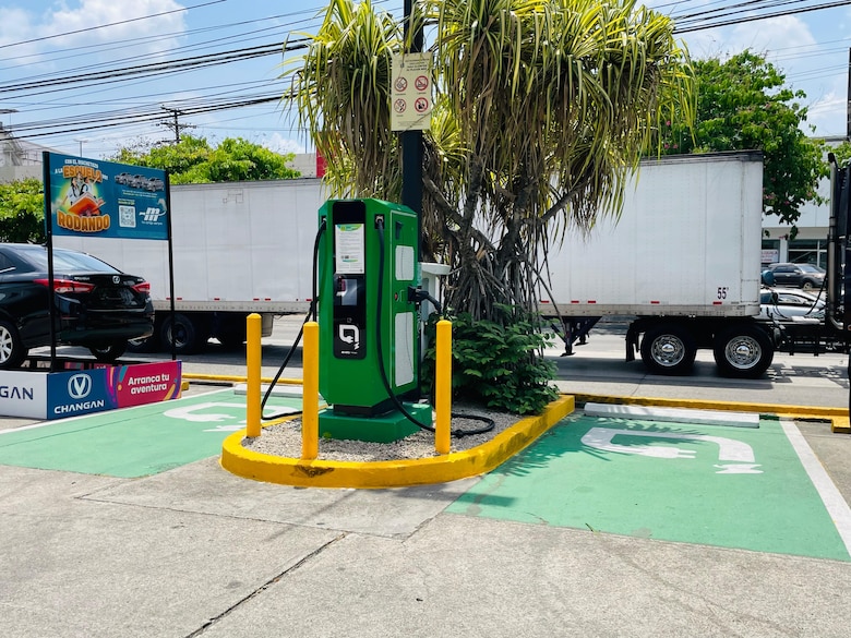 Ensa impulsa la movilidad eléctrica en Panamá con nuevas estaciones de carga para vehículos eléctricos
