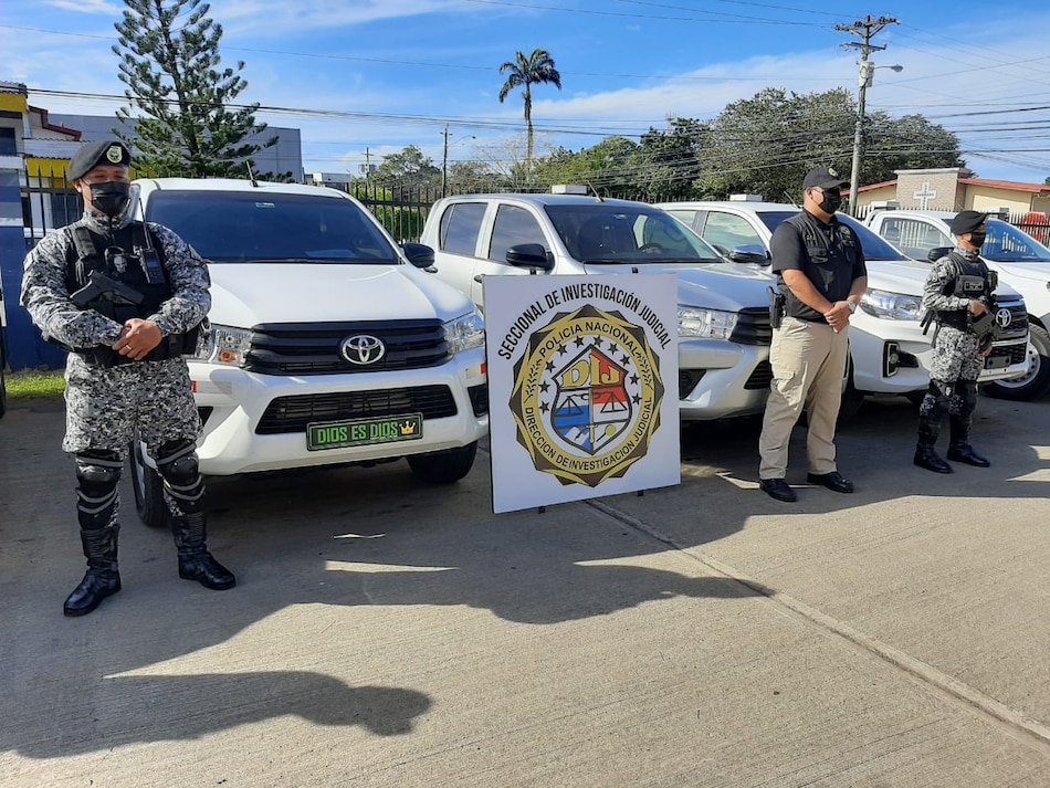 Policía recupera ocho vehículos de alquiler en Chiriquí