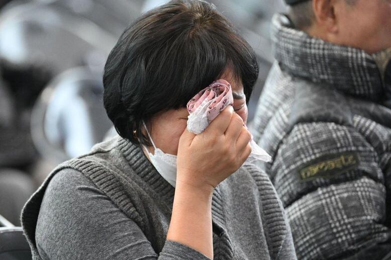 El letal error de los pilotos en el accidente de avión con 179 muertos en Corea del Sur y las críticas de las familias de las víctimas a la investigación