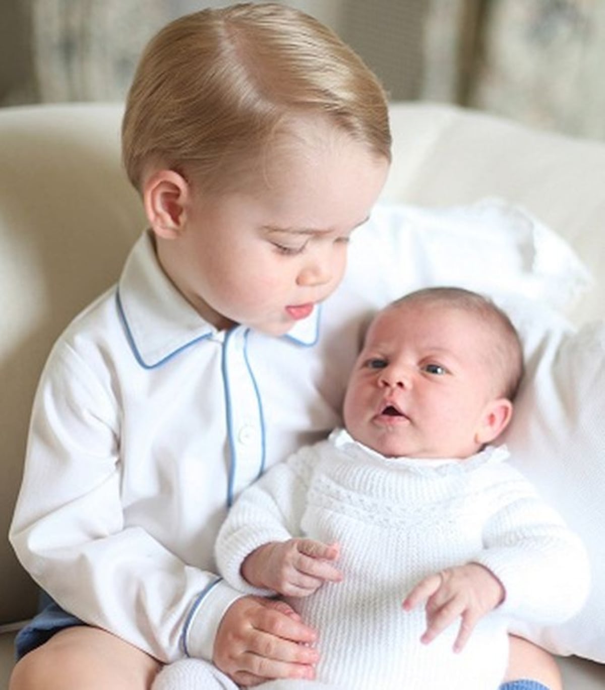 Fotos oficiales de la princesa Carlota con su hermano Jorge