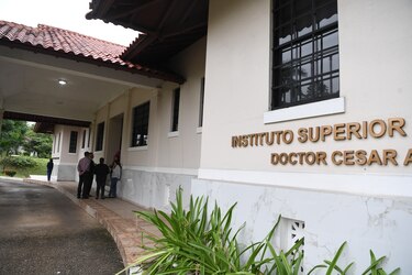 Universidades con más inscritos en examen de barra 2024 para idoneidad de abogado