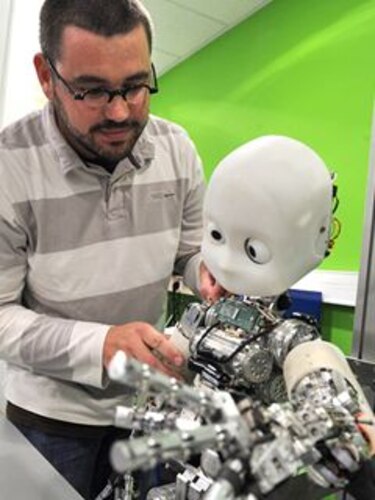 Robot iCub ayuda a entender a los humanos