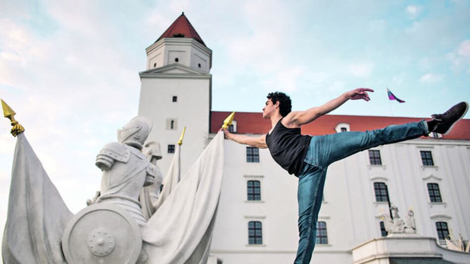 El ‘cisne’ panameño regresa a casa