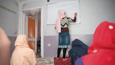 La escuela secreta de Nafeesa