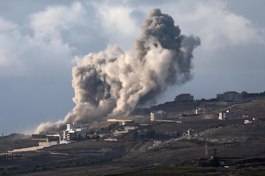 Ejército israelí confirma nuevos bombardeos en Beirut contra objetivos de Hizbulá