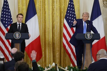 Macron conversa con Trump y Zelenski para enfriar las tensiones bilaterales