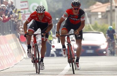 Dillier gana sexta etapa del Giro; Jungels retiene camiseta rosa