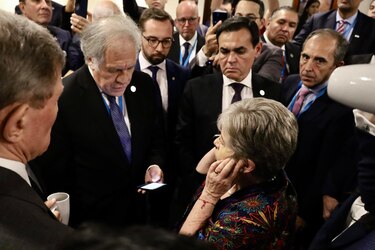 La OEA y la Unión Europea piden al Congreso de Guatemala que le entregue el poder a Arévalo