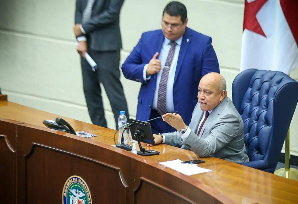 Cierra el periodo de sesiones ordinarias de la Asamblea; diputados retornarán en enero