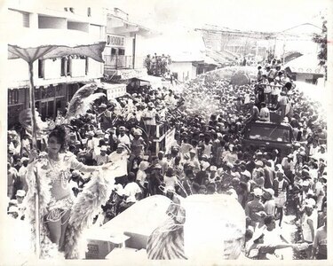 Revive nuestros carnavales en doce imágenes