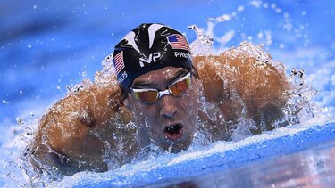 Michael Phelps avanza segundo a final de 200 metros mariposa