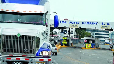 Una ley que carga competencia