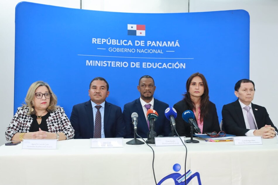 Más de dos mil docentes temporales pasarán a ser permanentes en el Meduca