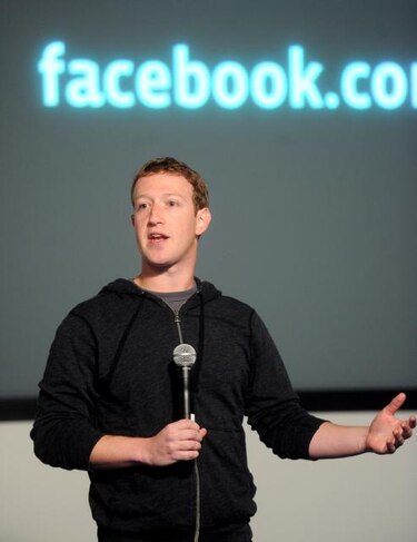 Facebook compra compañía especializada en aplicaciones para móviles