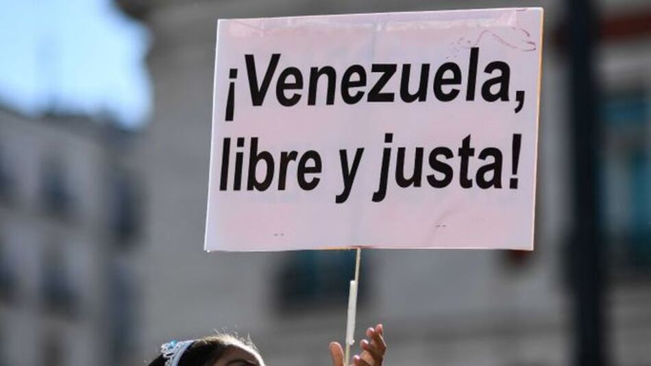 Liberan a dos corresponsales de CNN y Caracol retenidas en Venezuela