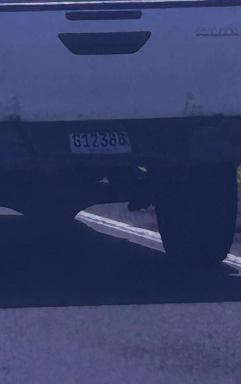 Denuncian el uso de carro oficial para el bloqueo de la vía Interamericana