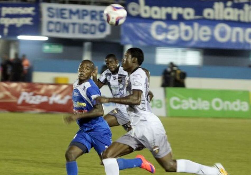 Árabe Unido consigue su boleto a la final