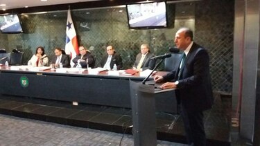 Comisión de economía y finanzas inicia debate de anteproyecto sobre la Ley de Contrataciones Públicas