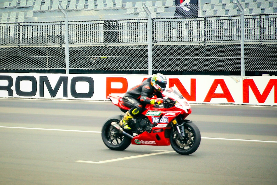 Daniel Gillette dominó la tercera fecha del Campeonato Nacional de Motovelocidad